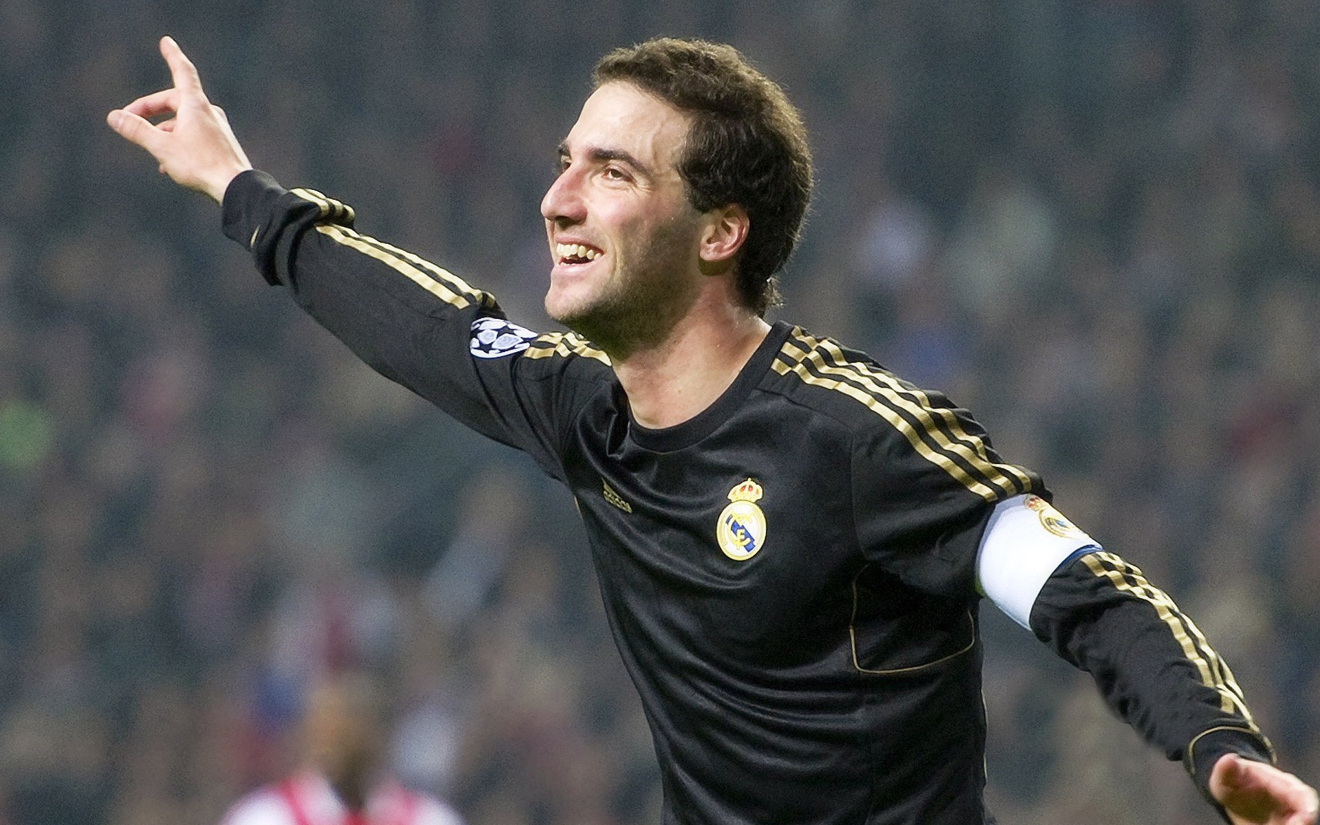 雷姆科·埃夫内普尔夺得男子公路赛金牌